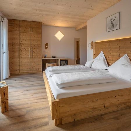 Hotel-Restaurant Gasthaus Bonimeier Niedergottsau ภายนอก รูปภาพ