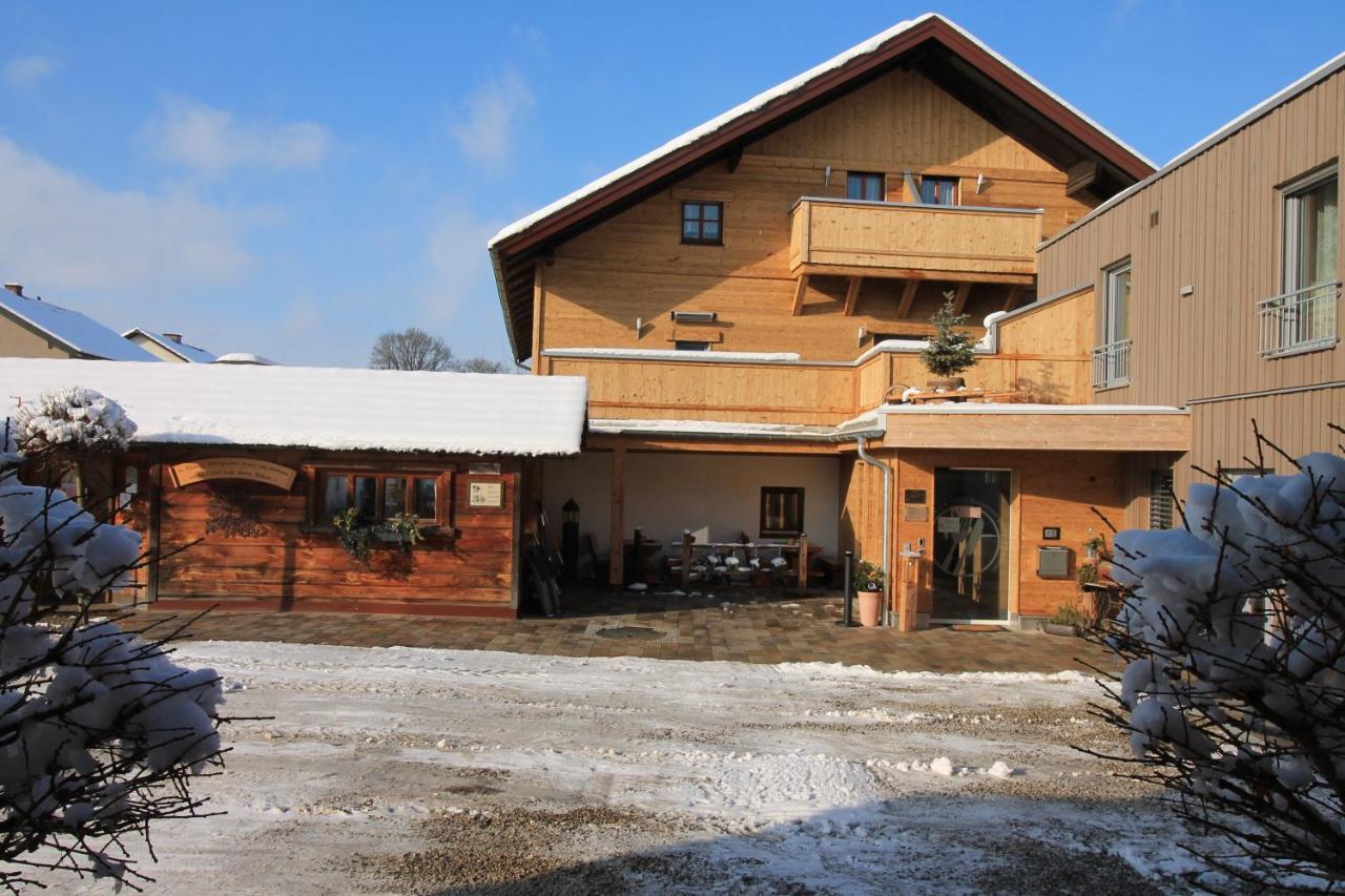 Hotel-Restaurant Gasthaus Bonimeier Niedergottsau ภายนอก รูปภาพ