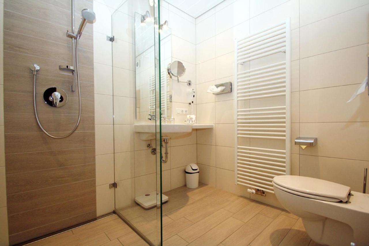Hotel-Restaurant Gasthaus Bonimeier Niedergottsau ภายนอก รูปภาพ