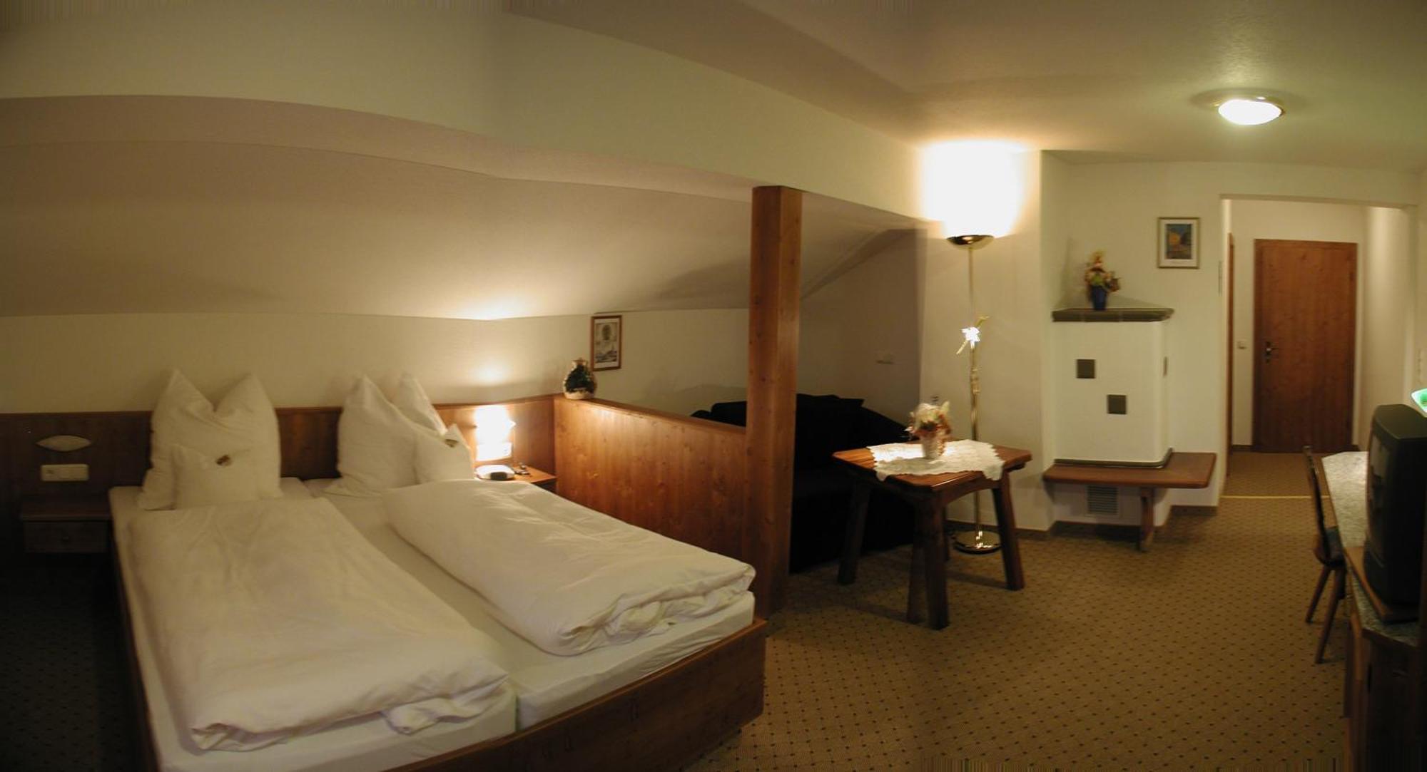 Hotel-Restaurant Gasthaus Bonimeier Niedergottsau ภายนอก รูปภาพ