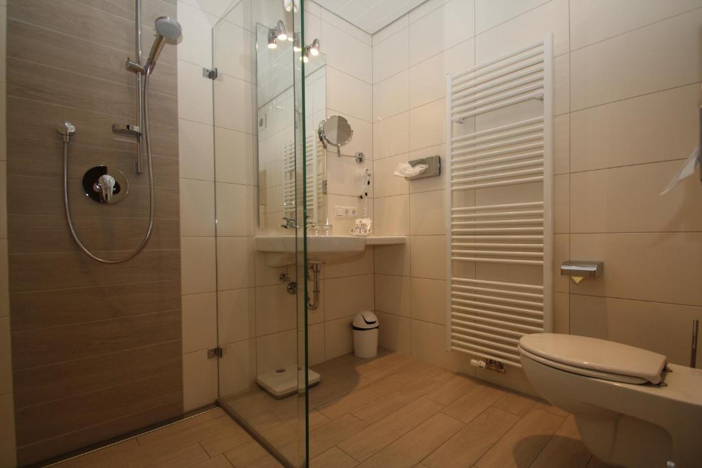 Hotel-Restaurant Gasthaus Bonimeier Niedergottsau ห้อง รูปภาพ